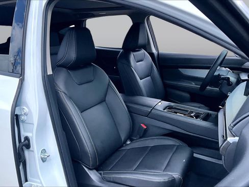 Certified 2025 Nissan Murano SL AWD/4WD image 9