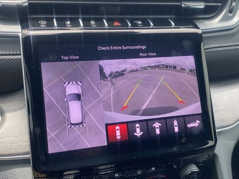 New 2025 Jeep Grand Cherokee L Limited w/ Luxury Tech Group II image 23