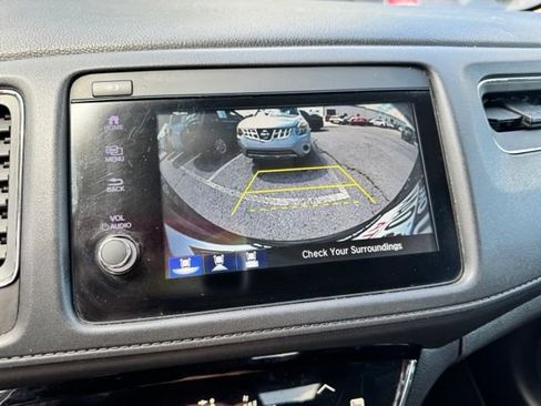 Used 2019 Honda HR-V EX image 23