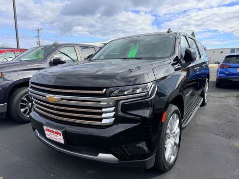 Used 2024 Chevrolet Suburban High Country w/ Max Trailering Package image 2