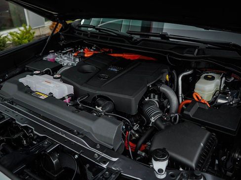 New 2026 Toyota Tundra 1794 Edition AWD/4WD image 7