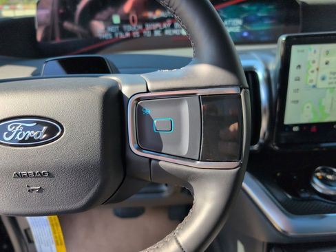 New 2026 Ford Expedition Platinum w/ Stealth Appearance Package image 32