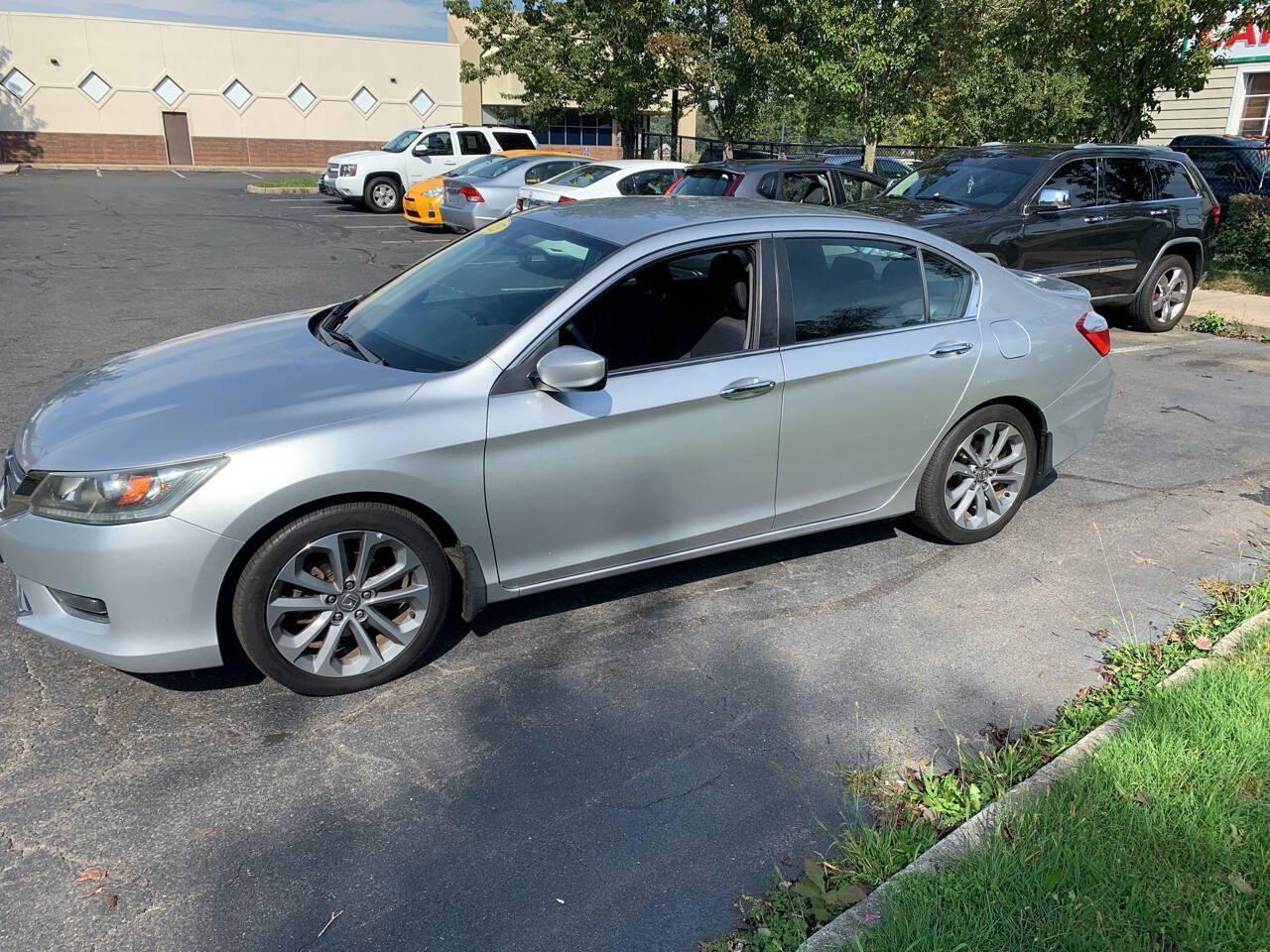 Used 2015 Honda Accord Sport image 5