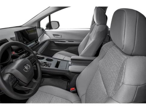 Used 2025 Toyota Sienna LE FWD image 8