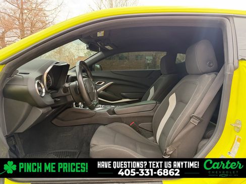 Used 2020 Chevrolet Camaro LT image 3