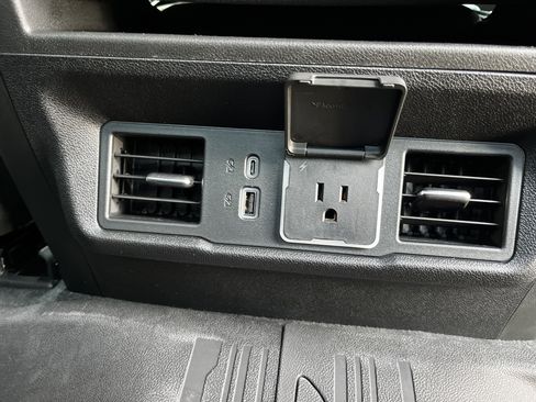 New 2026 GMC Sierra 1500 Elevation image 20