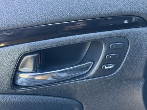 Used 2017 Honda Pilot Touring image 24