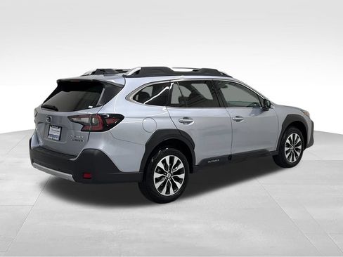 Certified 2024 Subaru Outback Touring XT AWD/4WD image 8