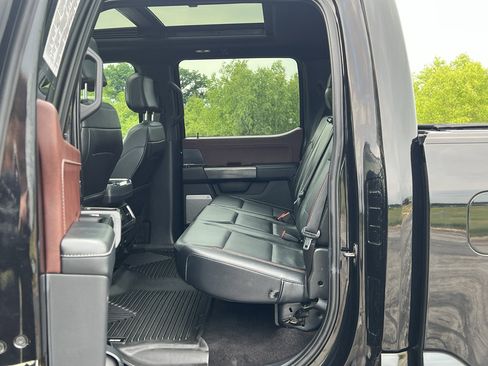 Used 2023 Ford F150 Lariat AWD/4WD image 35