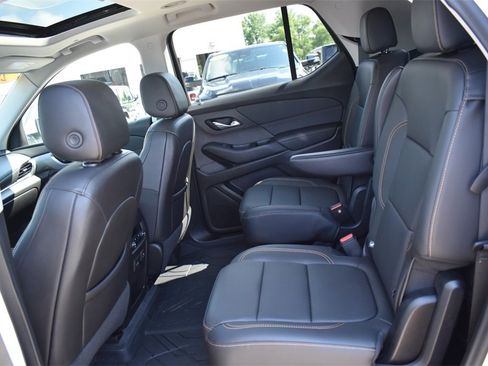 Used 2021 Chevrolet Traverse RS w/ LPO, Floor Liner Package image 26