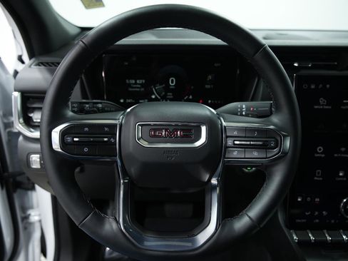 Used 2025 GMC Terrain Elevation image 27