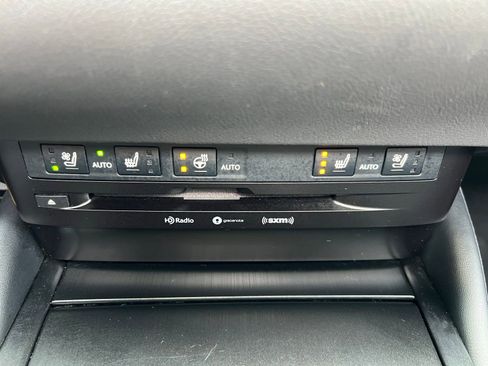 Used 2020 Lexus ES 350 F Sport w/ Accessory Package image 39