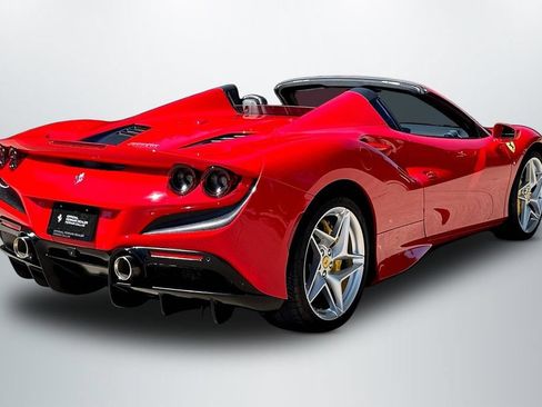 Used 2023 Ferrari F8 Tributo RWD image 7