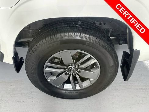 Used 2025 Nissan Frontier SV RWD image 30