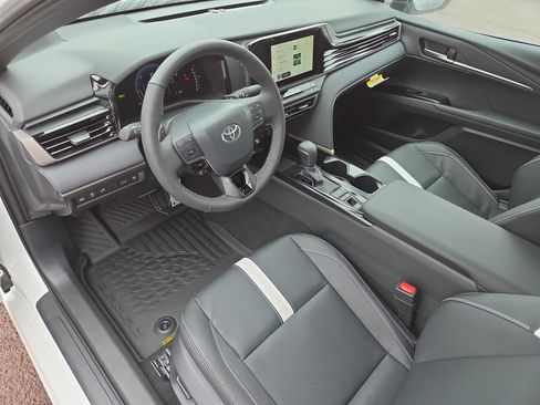 Certified 2026 Toyota Camry SE image 15