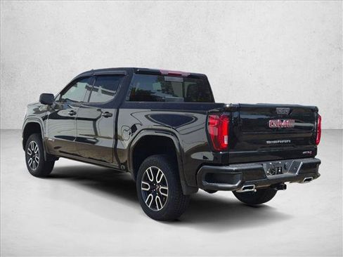 Used 2023 GMC Sierra 1500 AT4 w/ AT4 Premium Package AWD/4WD image 7