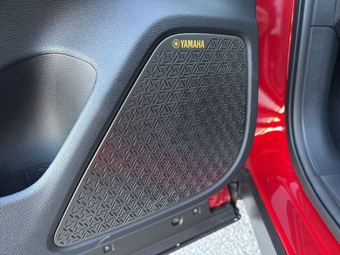 New 2026 Mitsubishi Outlander SE image 33