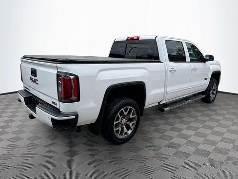 Used 2018 GMC Sierra 1500 SLT w/ All-Terrain Package AWD/4WD image 6