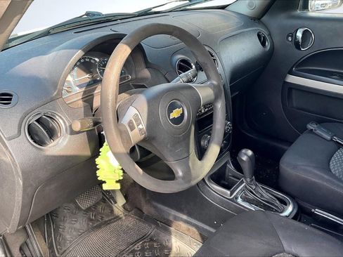 Used 2010 Chevrolet HHR LT image 14