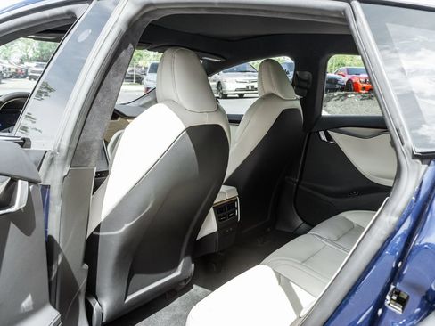 Used 2020 Tesla Model S Long Range Plus AWD/4WD image 26