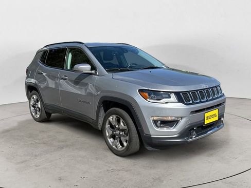Used 2017 Jeep Compass Limited AWD/4WD image 7