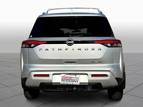 Certified 2023 Nissan Pathfinder SL w/ SL Premium Package image 4