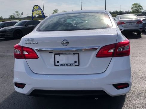 Used 2019 Nissan Sentra S image 7