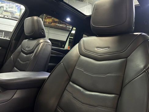 Used 2023 Cadillac XT6 Sport w/ Platinum Package image 10