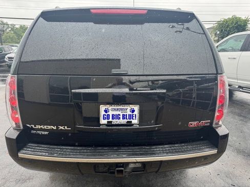 Used 2013 GMC Yukon XL Denali AWD/4WD image 4