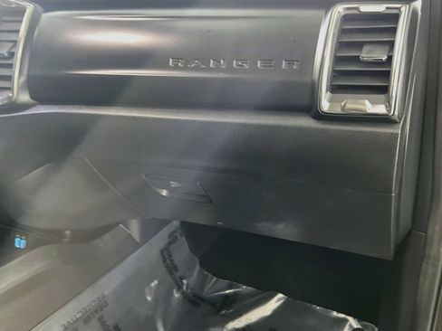 Used 2023 Ford Ranger Lariat w/ Tremor Off-Road Package AWD/4WD image 35
