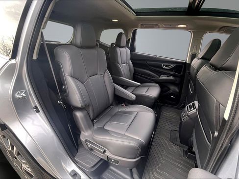 New 2026 Subaru Ascent Limited image 24