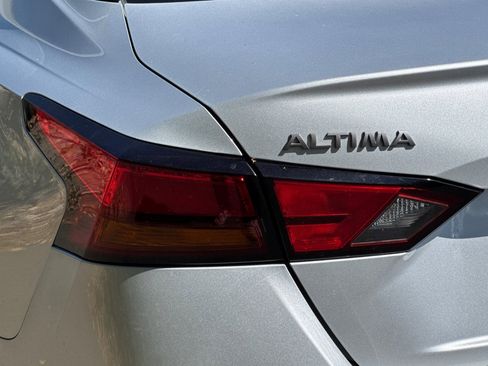 Used 2023 Nissan Altima 2.5 SV image 45