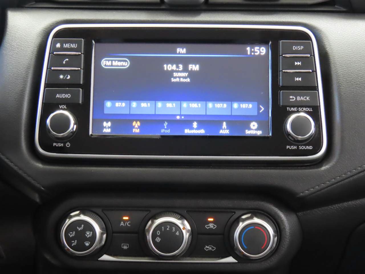 Used 2025 Nissan Versa S w/ Trunk Package FWD image 12