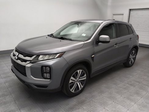 Used 2020 Mitsubishi Outlander Sport ES FWD image 2