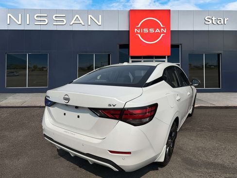 Used 2024 Nissan Sentra SV FWD image 6