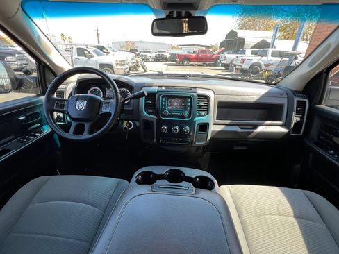 Used 2016 RAM 2500 Tradesman w/ Chrome Appearance Group RWD image 25