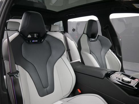 New 2027 BMW M5 Touring AWD/4WD image 20