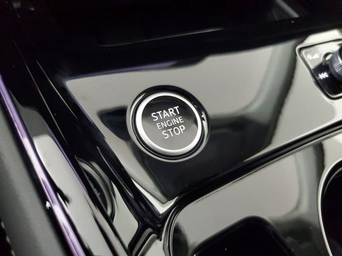 New 2026 Audi Q3 quattro 2.0T AWD/4WD image 33