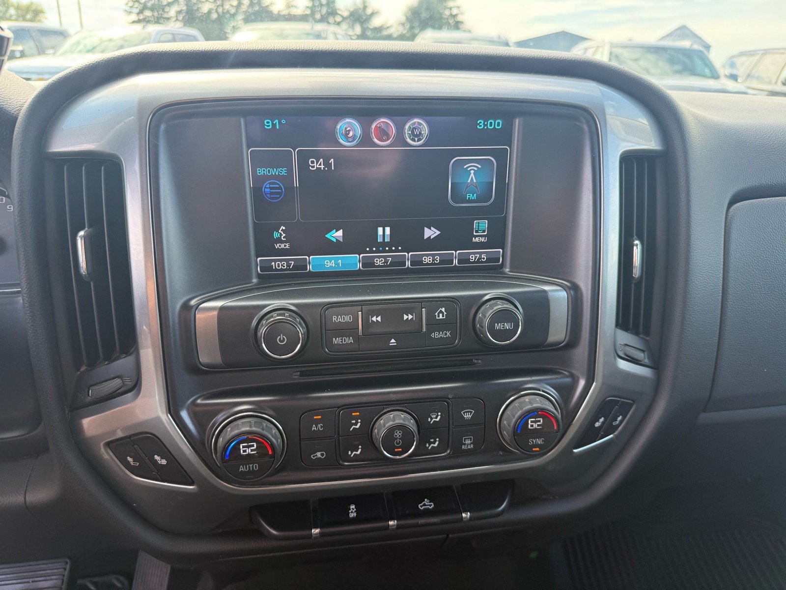 Used 2015 Chevrolet Silverado 1500 LT w/ Rally 2 Edition AWD/4WD image 17