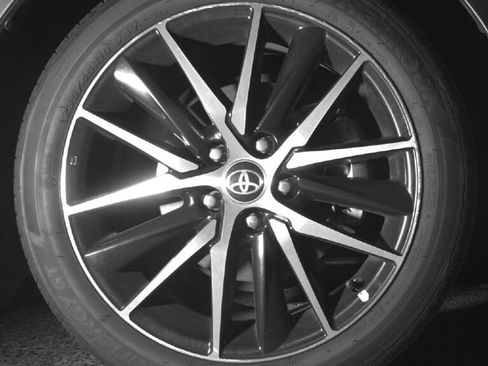 Used 2023 Toyota Camry SE image 11