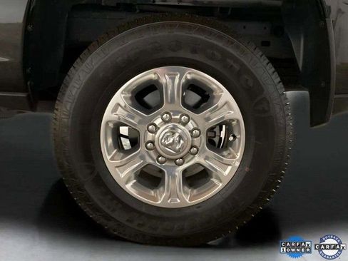 Used 2024 RAM 2500 Big Horn w/ Safety Group image 24