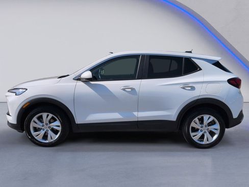 Used 2024 Buick Encore GX Preferred FWD image 11