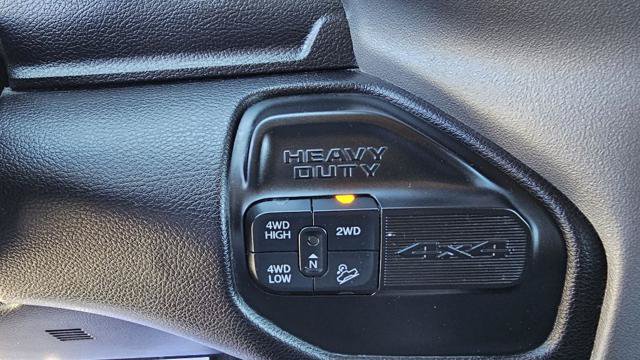 Used 2024 RAM 2500 Big Horn w/ Off Road Package AWD/4WD image 19