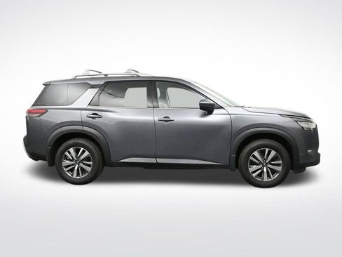 Used 2024 Nissan Pathfinder SL AWD/4WD image 6