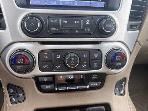 Used 2019 GMC Yukon SLT w/ Premium Edition AWD/4WD image 16