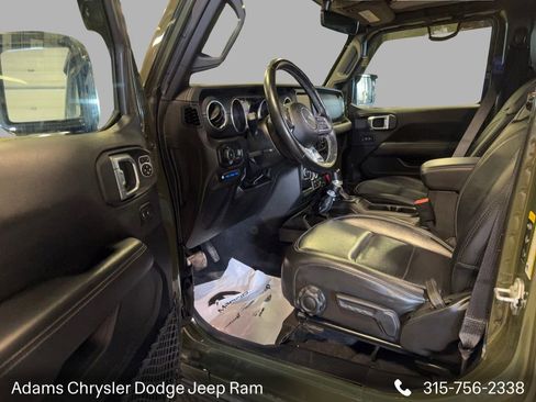 Used 2023 Jeep Wrangler Unlimited Sahara w/ Cold Weather Group AWD/4WD image 14