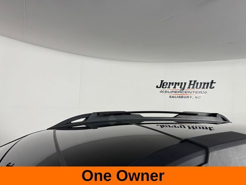 Used 2024 Subaru Outback Premium image 3