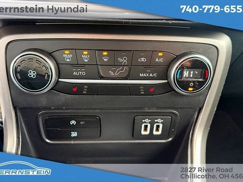 Used 2018 Ford EcoSport SE w/ SE Convenience Package image 19