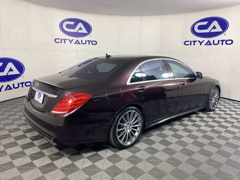 Used 2017 Mercedes-Benz S 550 Sedan image 3