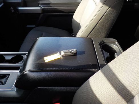 Used 2020 Ford F150 XLT w/ Equipment Group 302A Luxury image 31